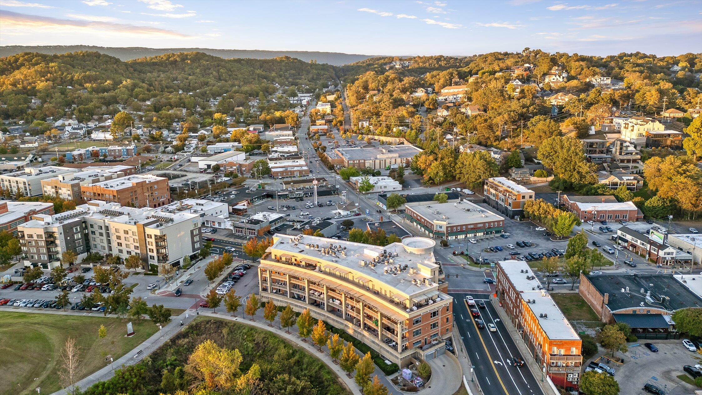 Chattanooga, Tennessee 37405, United States, 2 Bedrooms Bedrooms, ,2 BathroomsBathrooms,Residential,Active,25338