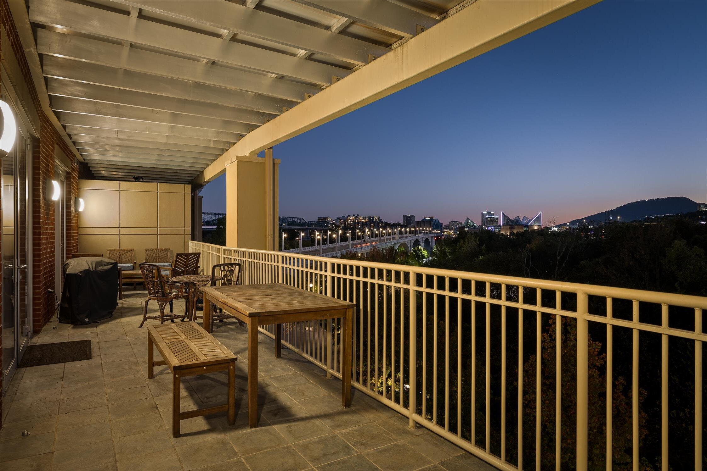 Chattanooga, Tennessee 37405, United States, 2 Bedrooms Bedrooms, ,2 BathroomsBathrooms,Residential,Active,25338