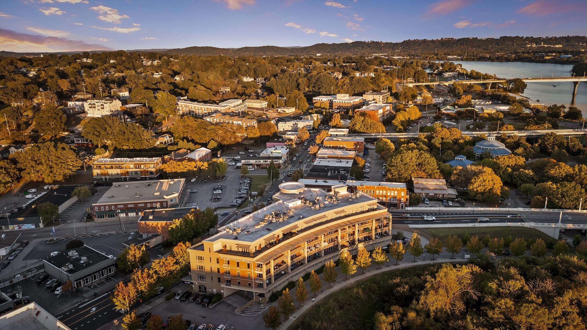 Chattanooga, Tennessee 37405, United States, 2 Bedrooms Bedrooms, ,2 BathroomsBathrooms,Residential,Active,25338