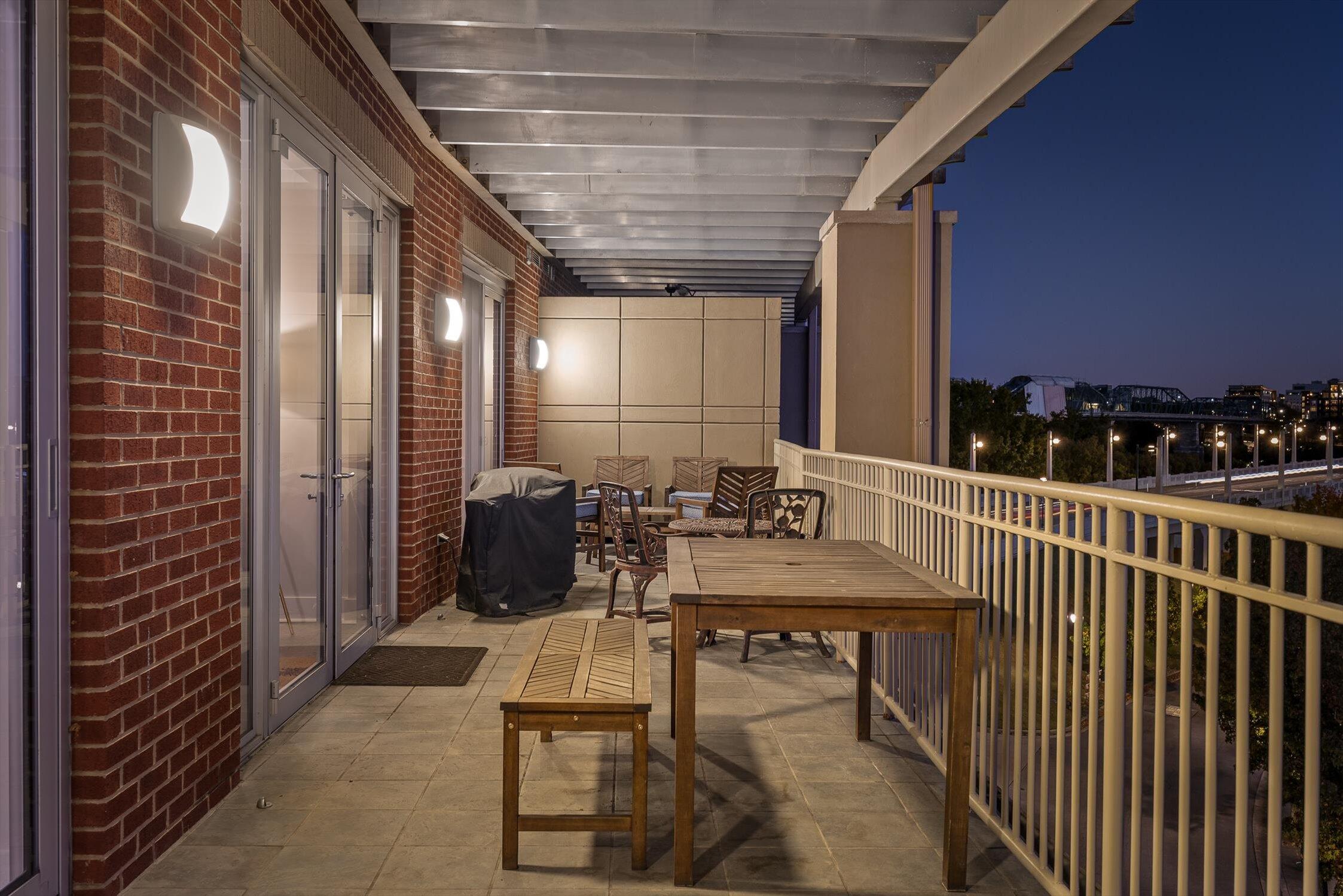 Chattanooga, Tennessee 37405, United States, 2 Bedrooms Bedrooms, ,2 BathroomsBathrooms,Residential,Active,25338