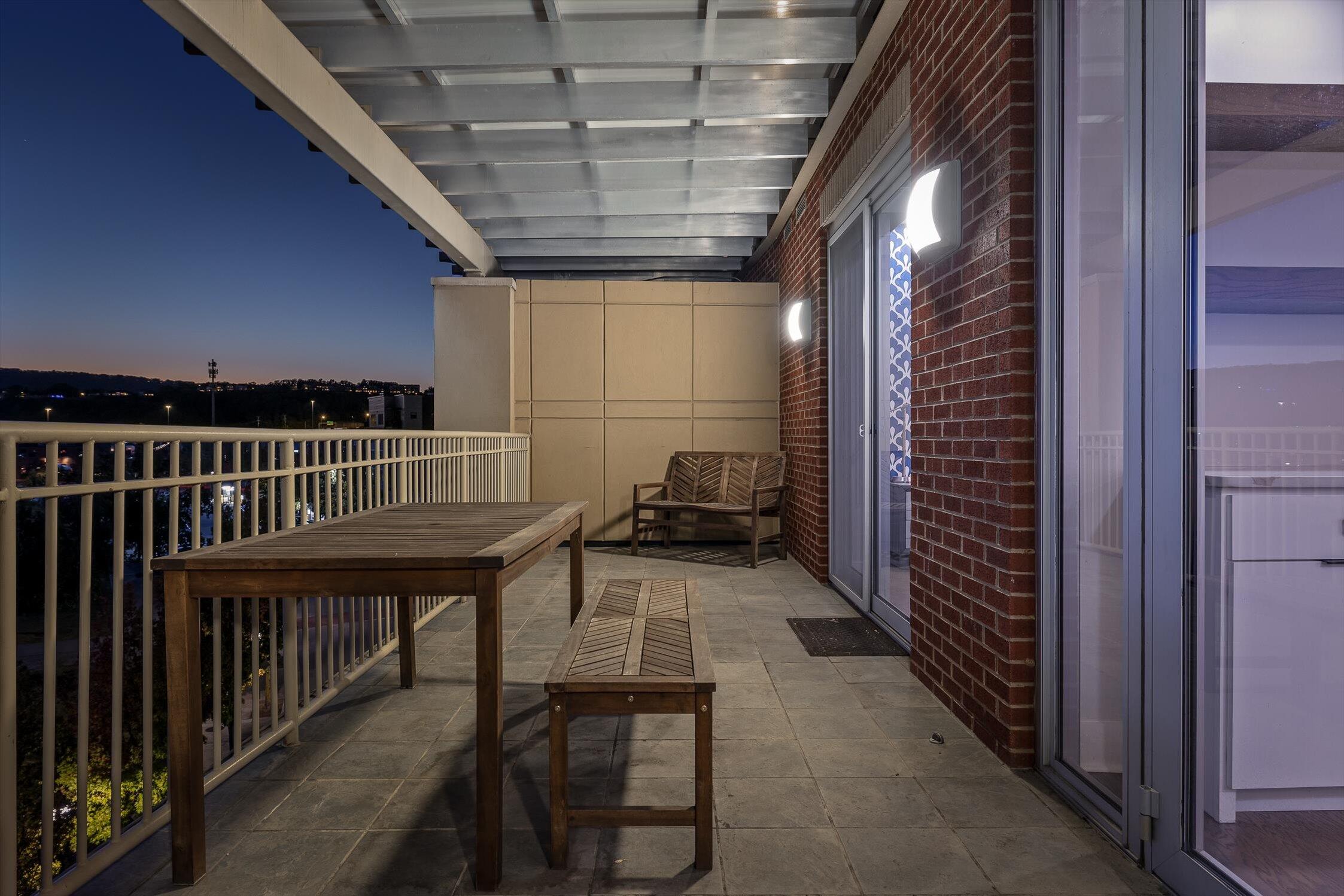 Chattanooga, Tennessee 37405, United States, 2 Bedrooms Bedrooms, ,2 BathroomsBathrooms,Residential,Active,25338