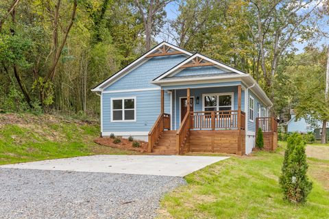 Photo of 719 Donaldson Road, Chattanooga, TN 37412 (MLS # 1522413)