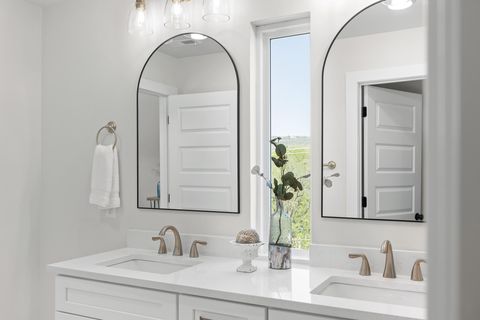 Tiny photo for 638 Ladd Avenue, Chattanooga, TN 37405 (MLS # 1530298)