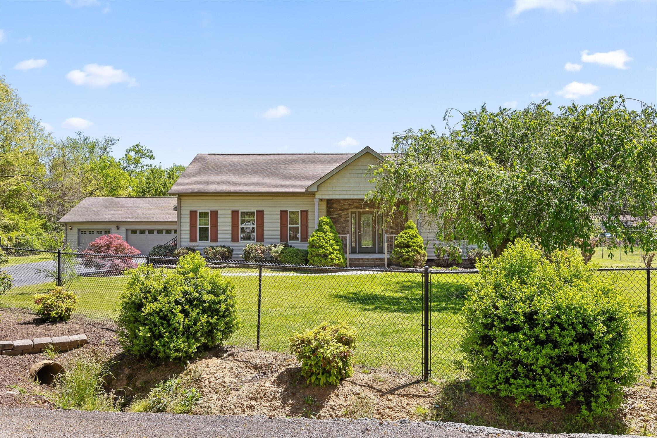 134 N Moss Avenue, Chattanooga, Tennessee image 2