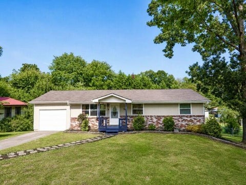 Homes For Sale - 408 SE Fairview Drive<br/> Cleveland, TN 37323