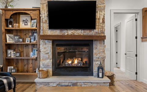 Tiny photo for 852 Old Grand Center Road, Chickamauga, GA 30707 (MLS # 1528403)