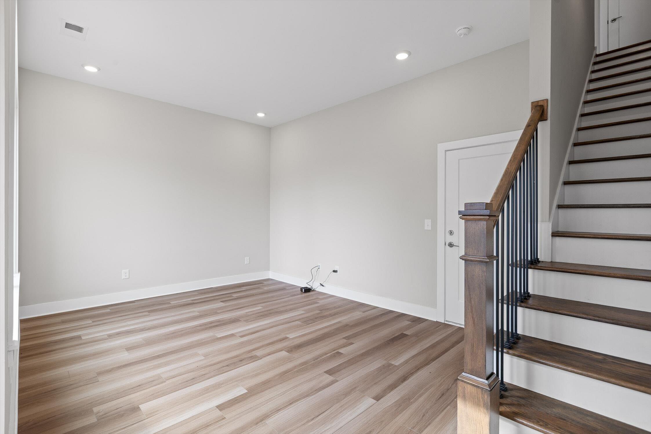 825 Burnside Place, Chattanooga, Tennessee image 4