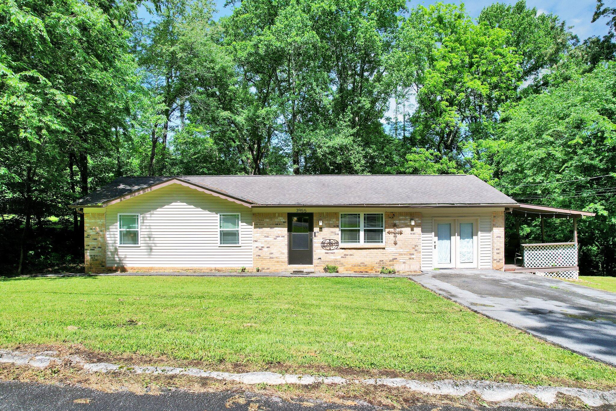 3955 Lynncrest Drive, Cleveland, Tennessee image 1