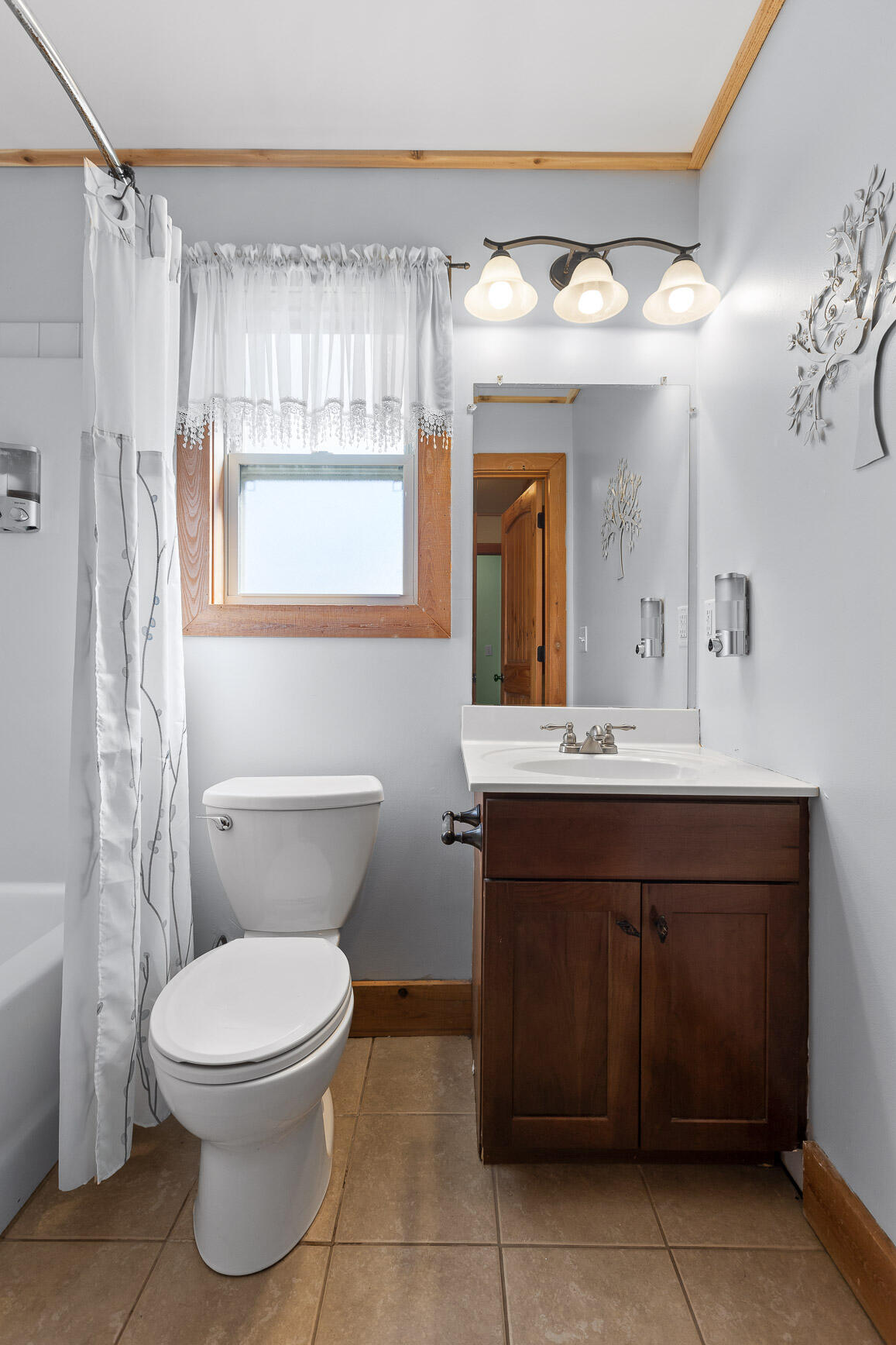 Chickamauga, Georgia 30707, United States, 4 Bedrooms Bedrooms, ,3 BathroomsBathrooms,Residential,Active,220824