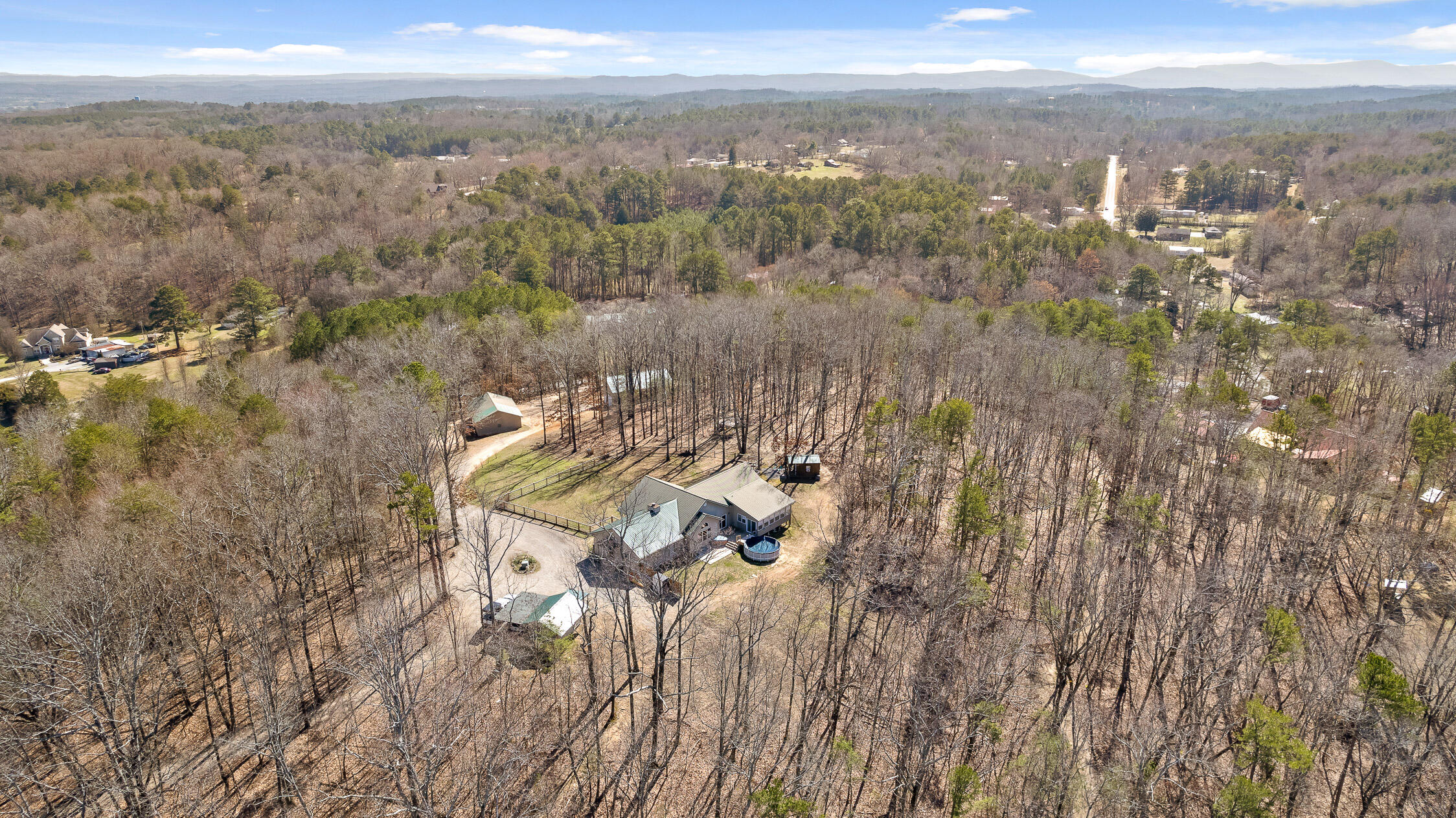 Chickamauga, Georgia 30707, United States, 4 Bedrooms Bedrooms, ,3 BathroomsBathrooms,Residential,Active,220824