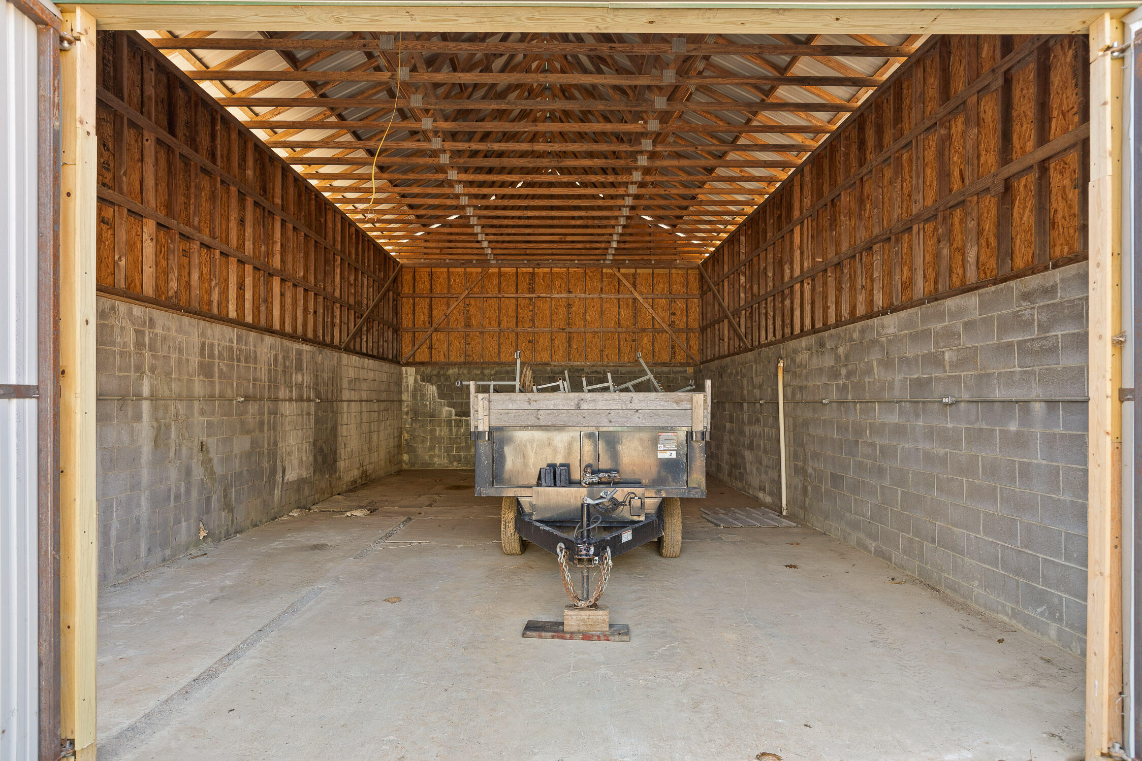 Chickamauga, Georgia 30707, United States, 4 Bedrooms Bedrooms, ,3 BathroomsBathrooms,Residential,Active,220824