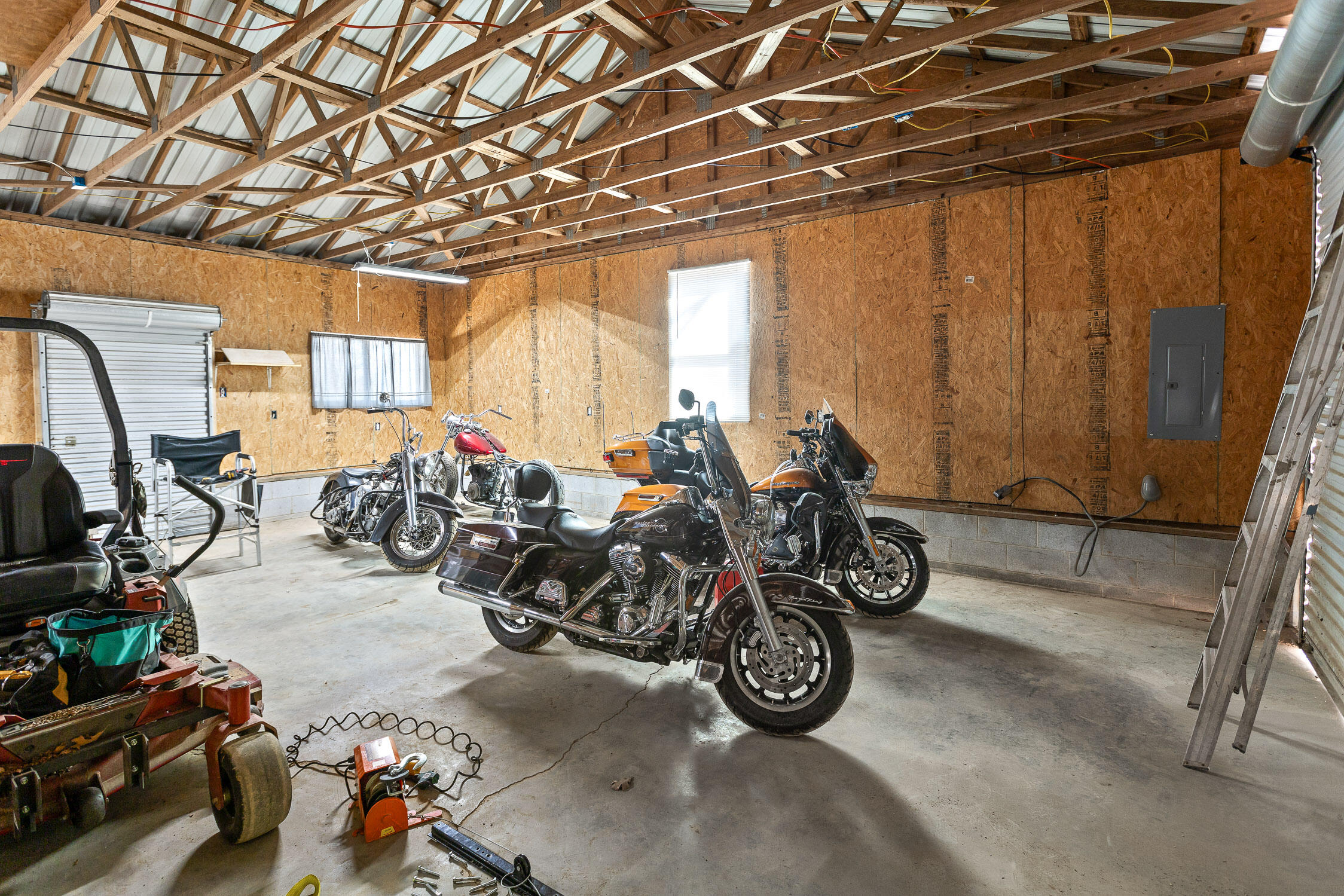 Chickamauga, Georgia 30707, United States, 4 Bedrooms Bedrooms, ,3 BathroomsBathrooms,Residential,Active,220824