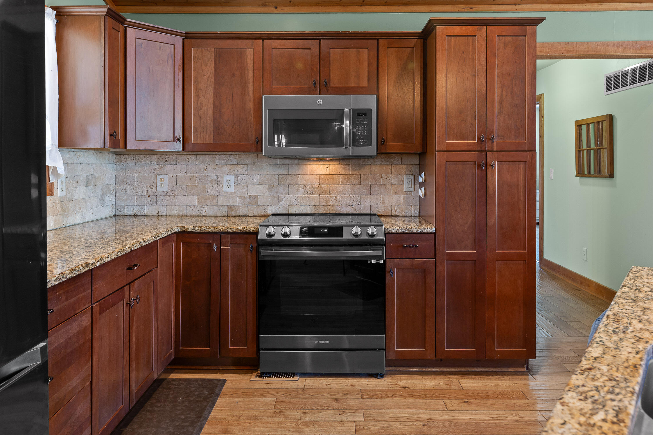 Chickamauga, Georgia 30707, United States, 4 Bedrooms Bedrooms, ,3 BathroomsBathrooms,Residential,Active,220824