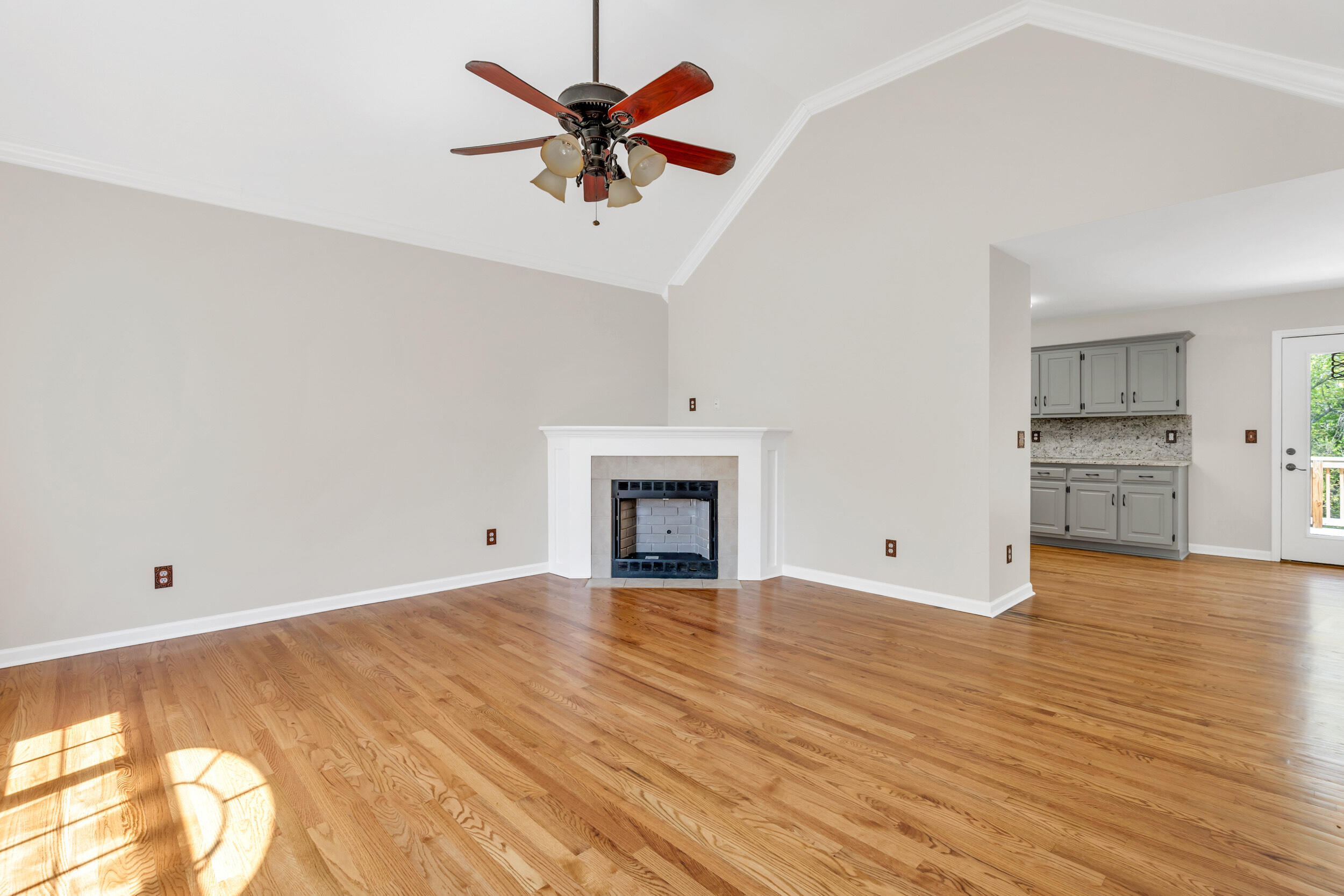 2212 N Fork Drive, Soddy Daisy, Tennessee image 9