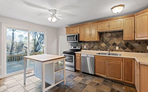 Tiny photo for 304 Keith Street, Chattanooga, TN 37405 (MLS # 1525775)