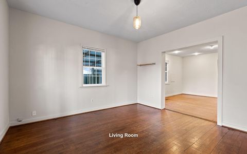 Tiny photo for 304 Keith Street, Chattanooga, TN 37405 (MLS # 1525775)