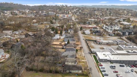 Tiny photo for 419 W Bell Avenue, Chattanooga, TN 37405 (MLS # 1528585)