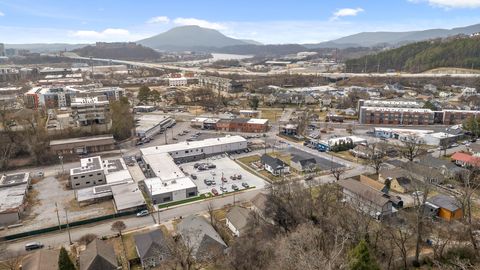 Tiny photo for 419 W Bell Avenue, Chattanooga, TN 37405 (MLS # 1528585)