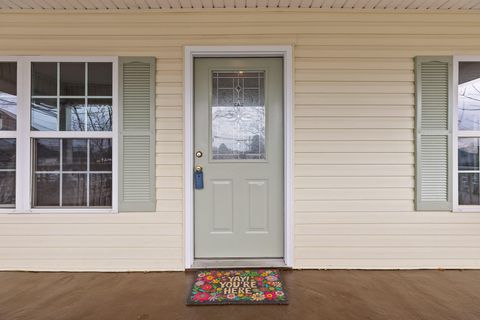 Tiny photo for 419 W Bell Avenue, Chattanooga, TN 37405 (MLS # 1528585)