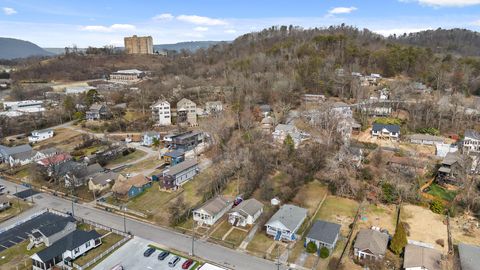 Tiny photo for 419 W Bell Avenue, Chattanooga, TN 37405 (MLS # 1528585)