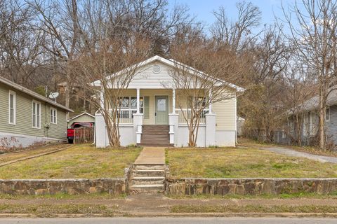 Tiny photo for 419 W Bell Avenue, Chattanooga, TN 37405 (MLS # 1528585)