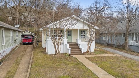 Tiny photo for 419 W Bell Avenue, Chattanooga, TN 37405 (MLS # 1528585)