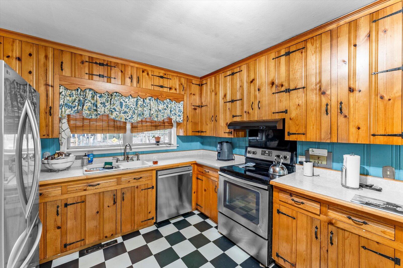 602 Cove Road, Chickamauga, Georgia image 13
