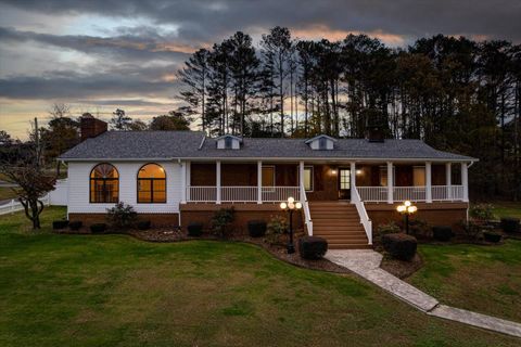 Photo of 105 County Road 206, Bridgeport, AL 35740 (MLS # 1523863) Photo of 105 County Road 206, Bridgeport, AL 35740 (MLS # 1523863)