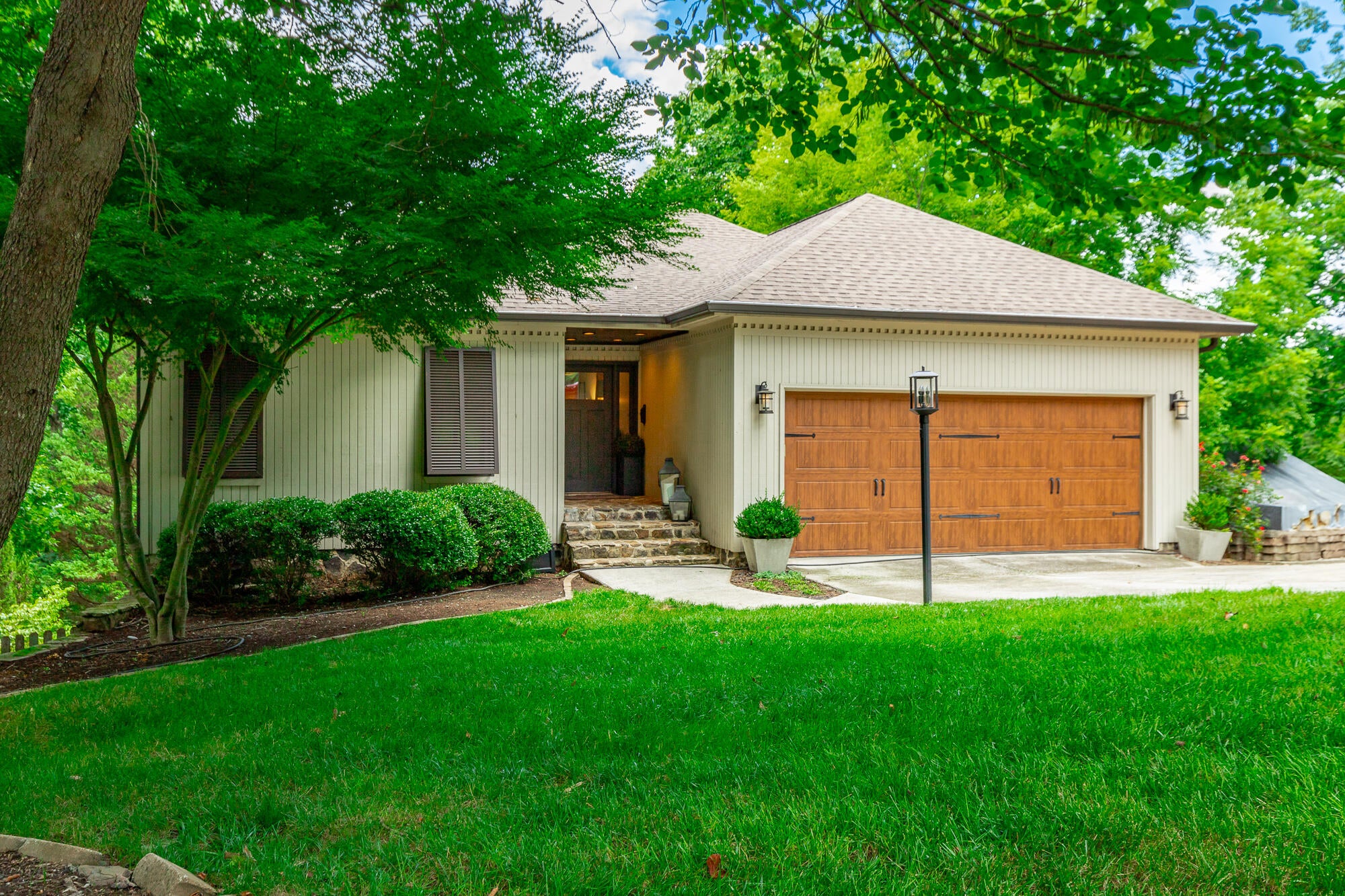Photo 1 of 131 — 1033 Clift Cave Drive, Soddy Daisy, TN 37379