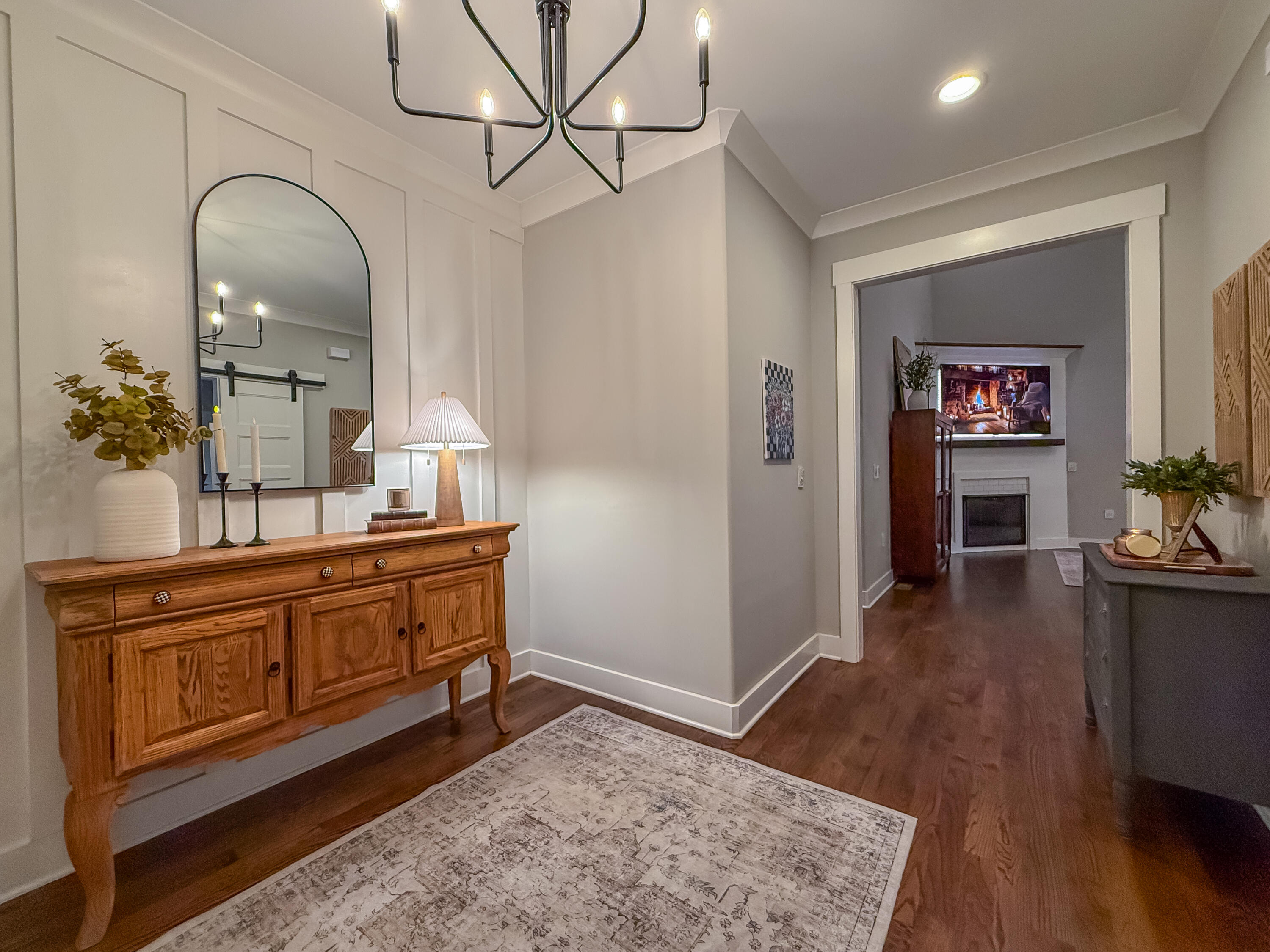 175 Ridge Crest Court SW