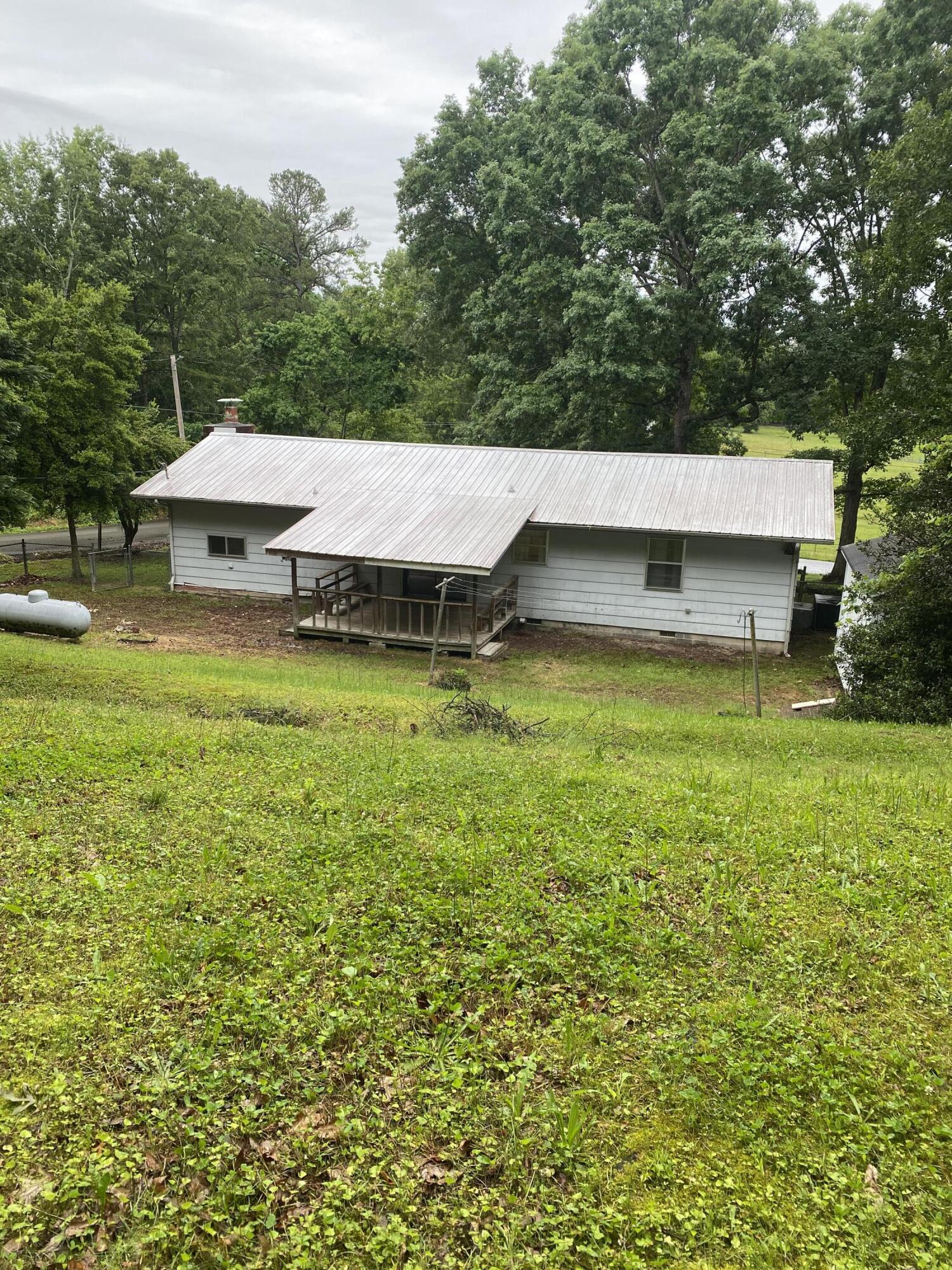 697 Newt Johnson Road, Chickamauga, Georgia image 6
