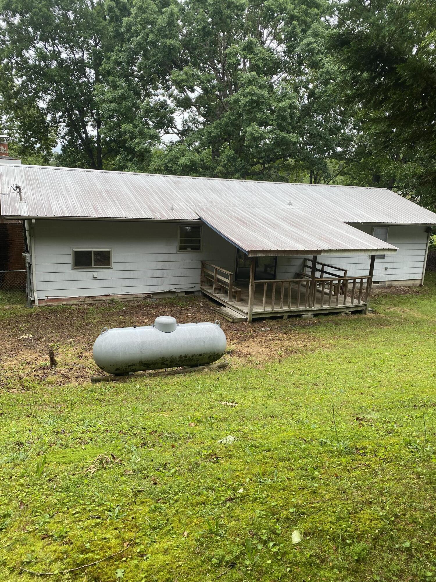 697 Newt Johnson Road, Chickamauga, Georgia image 5
