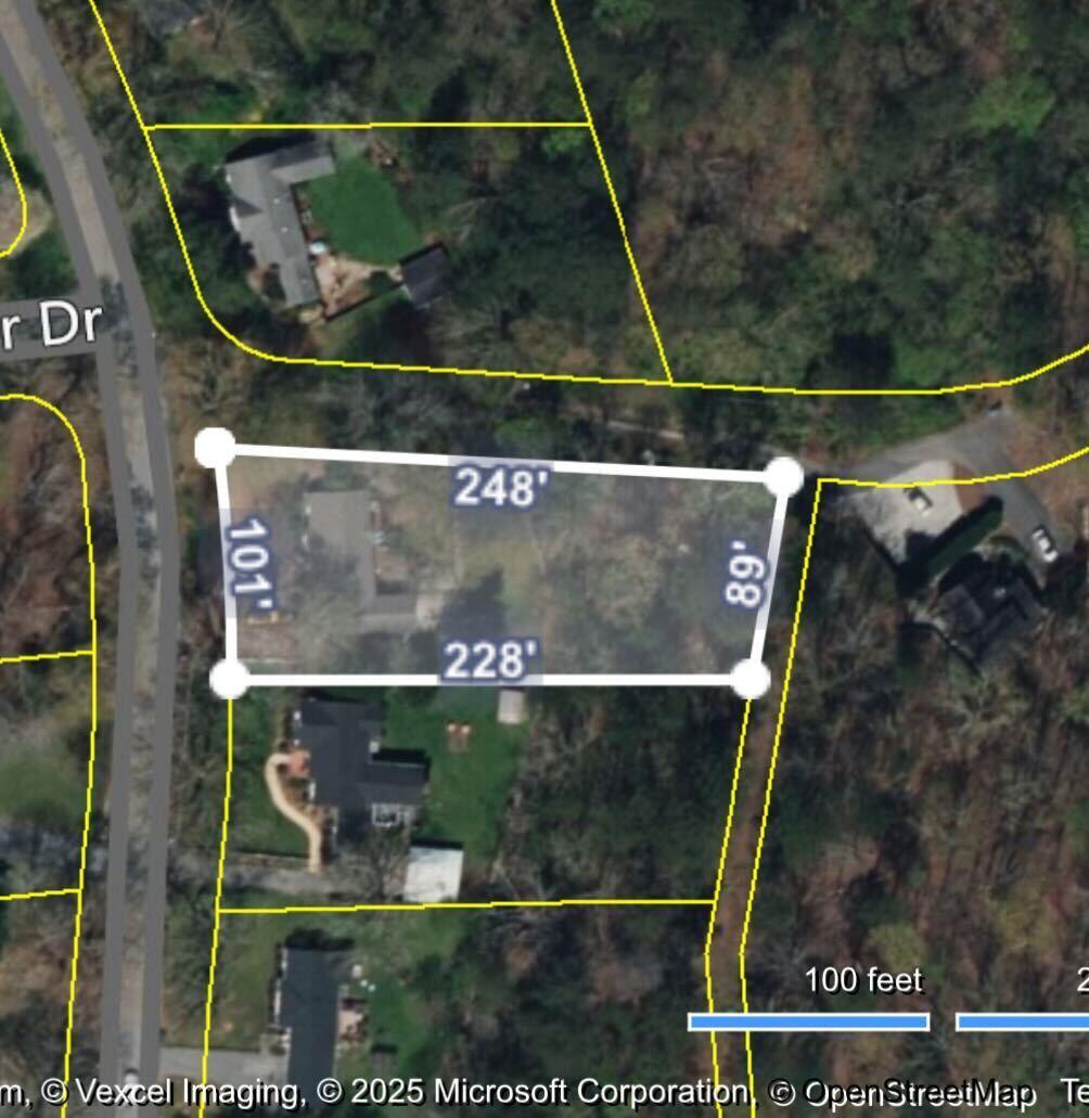 Chattanooga, Tennessee 37415, United States, 4 Bedrooms Bedrooms, ,2 BathroomsBathrooms,Residential,Contingent,82183