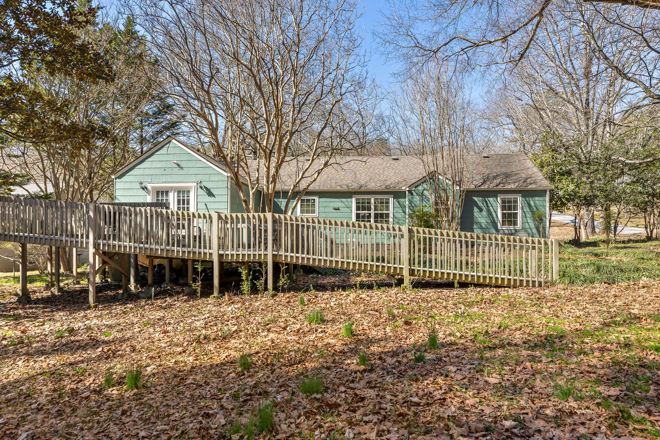 Chattanooga, Tennessee 37415, United States, 4 Bedrooms Bedrooms, ,2 BathroomsBathrooms,Residential,Contingent,82183