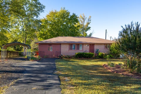 Photo of 8206 Shallowford Road, Chattanooga, TN 37421 (MLS # 1544948)