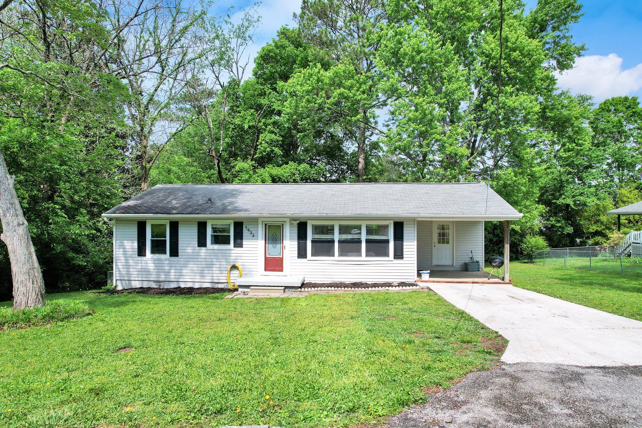 1935 Clemmer Street, Cleveland, Tennessee image 1