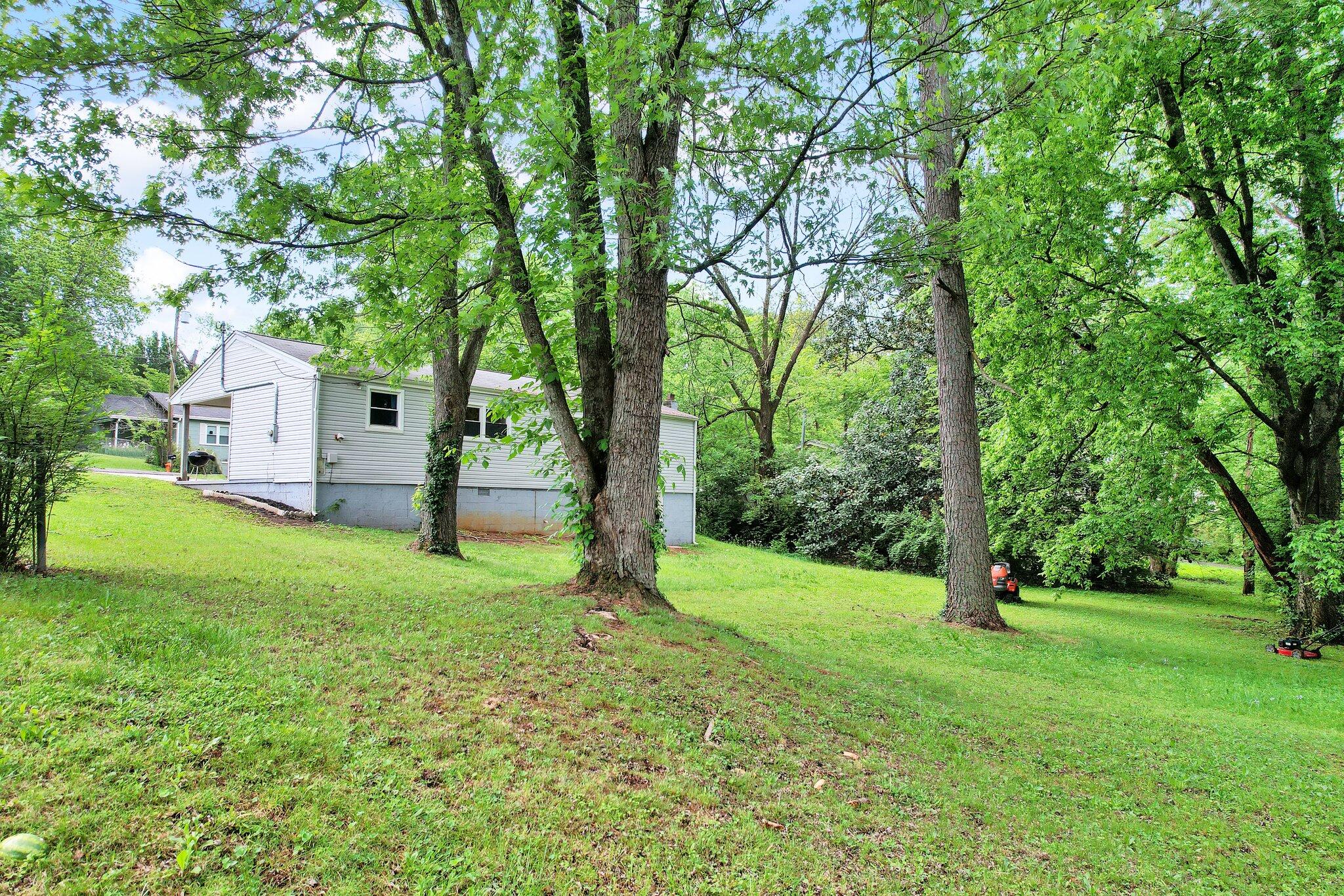 1935 Clemmer Street, Cleveland, Tennessee image 10