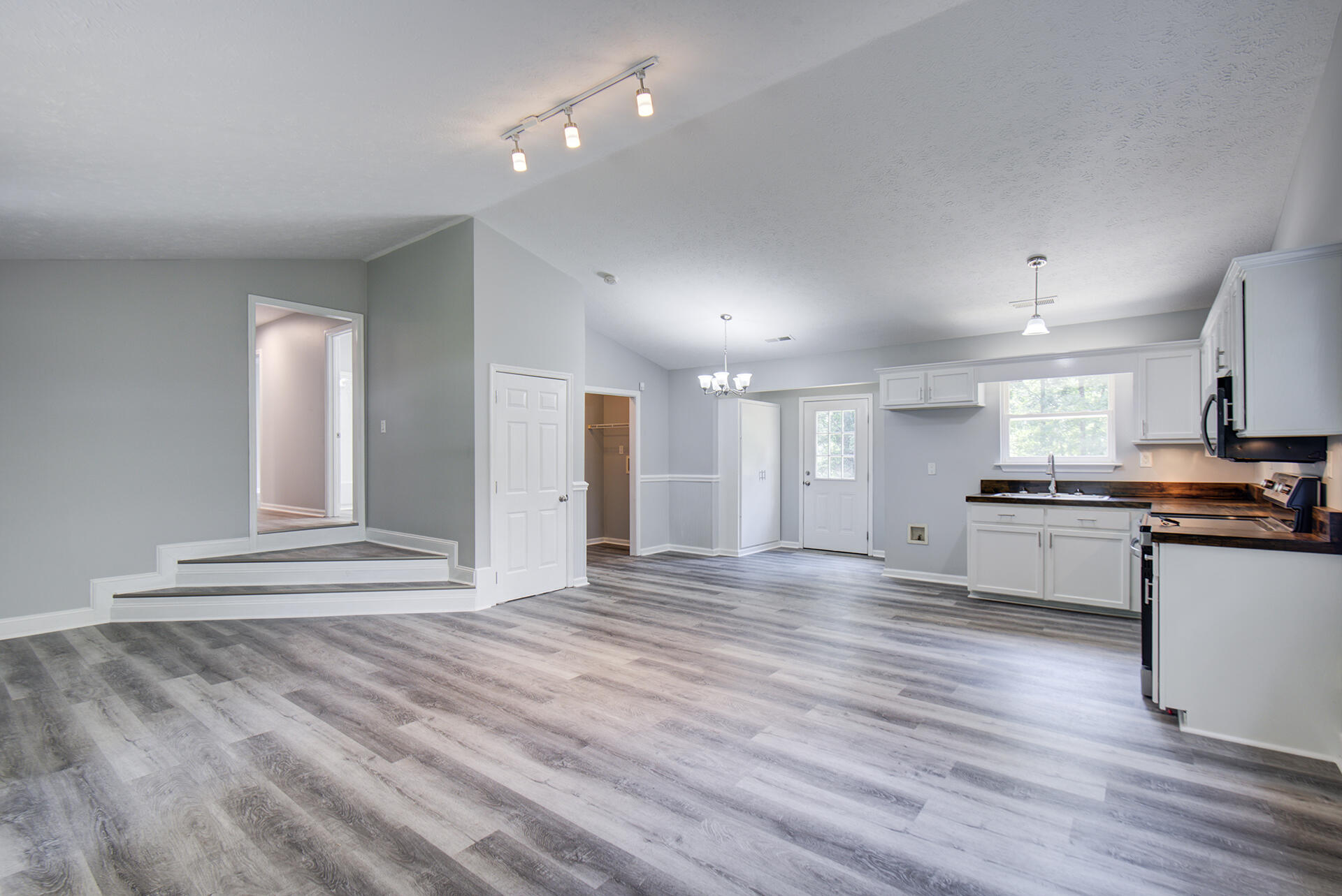 307 Ridgecrest Drive
