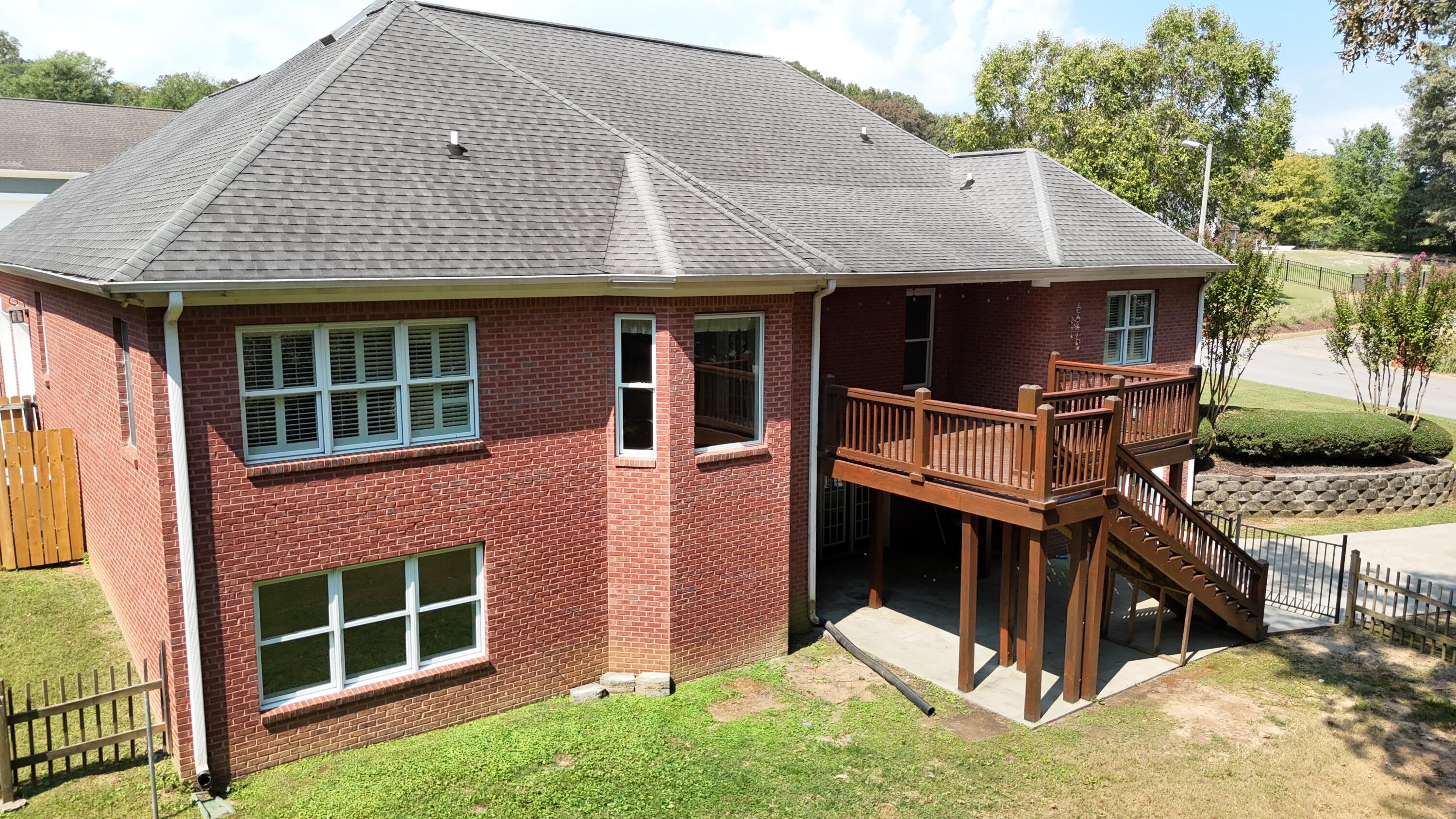 201 E Tennant Circle