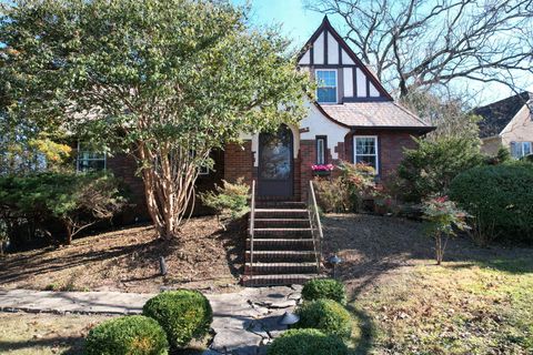 Photo of 1200 S Crest Road, Rossville, GA 30741 (MLS # 1525352)