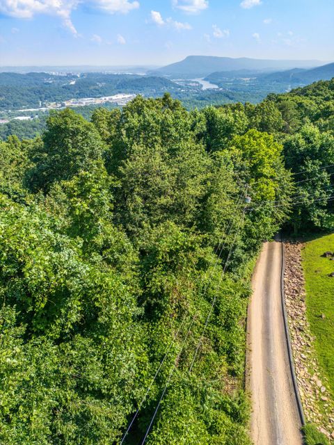 Tiny photo for 1425 Sunset Drive, Chattanooga, TN 37377 (MLS # 1515483)