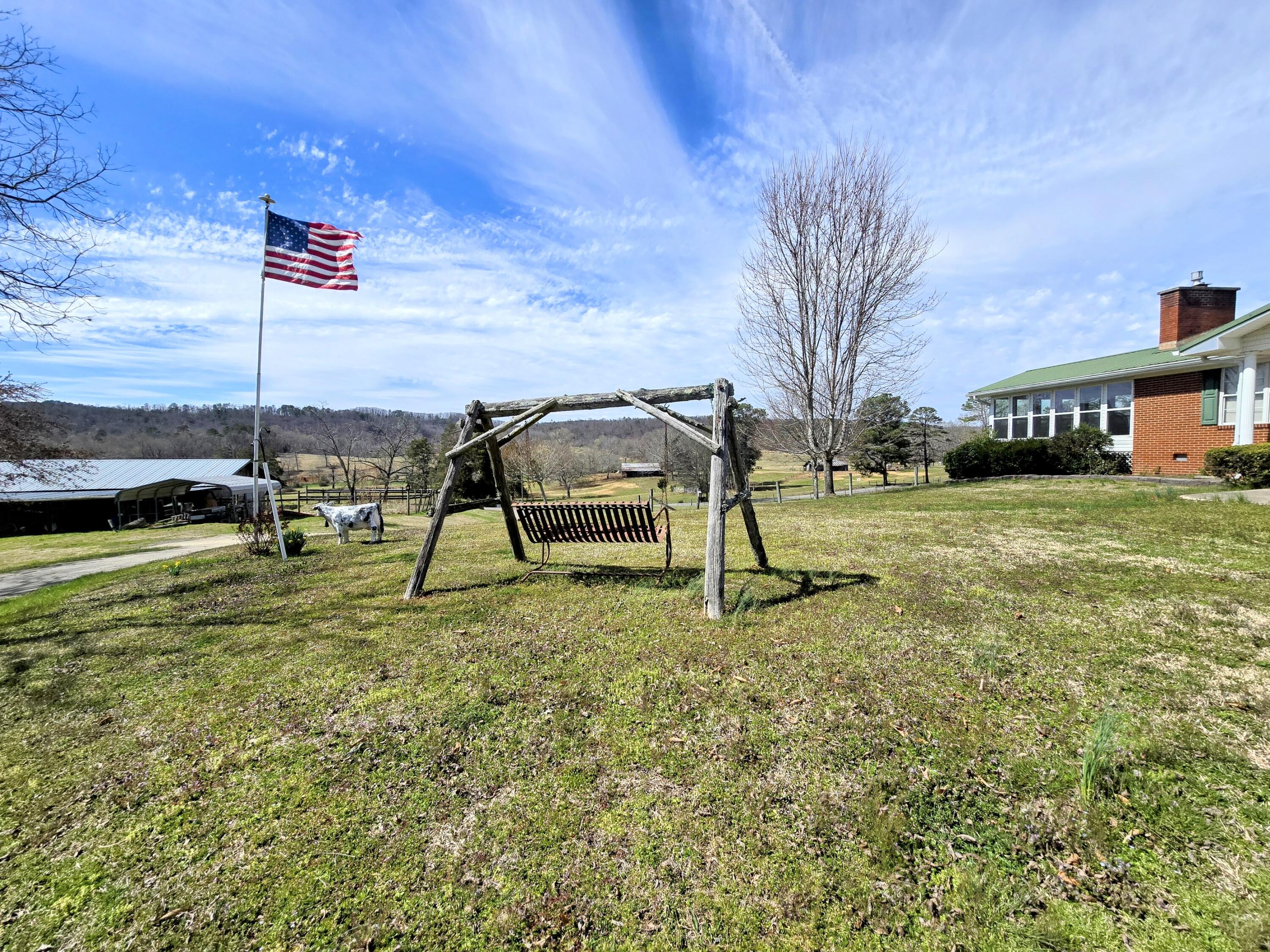 1038 White Oak Valley Road, Cleveland, Tennessee image 3