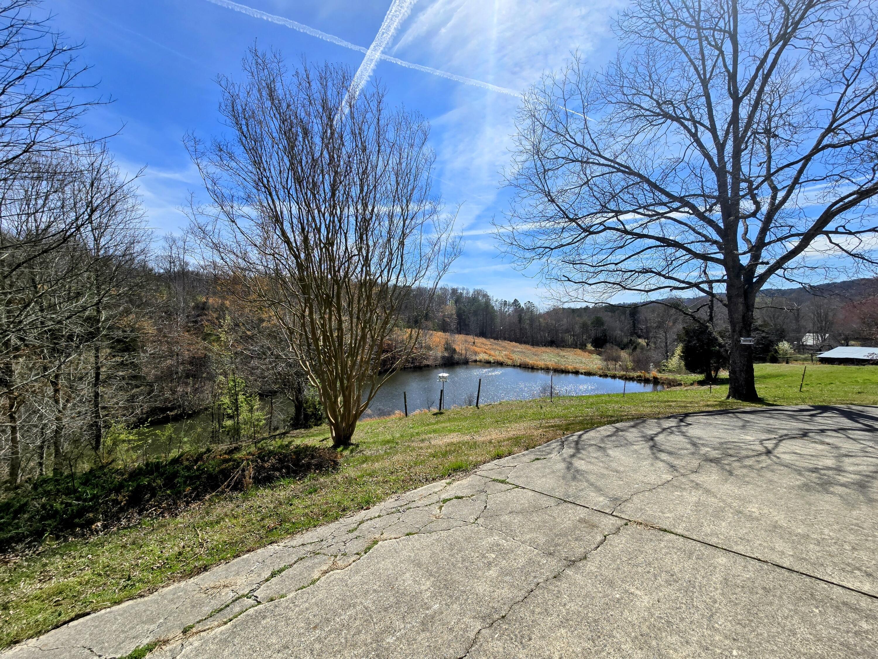 1038 White Oak Valley Road, Cleveland, Tennessee image 5