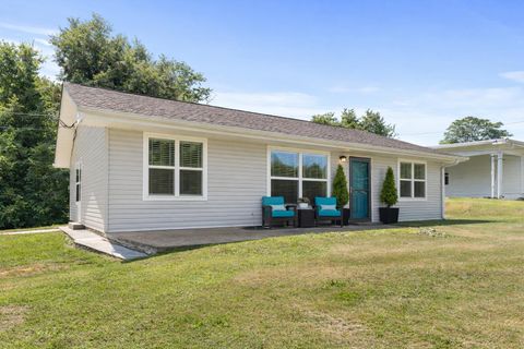 Tiny photo for 5020 Kenner Avenue, Chattanooga, TN 37415 (MLS # 1527956)