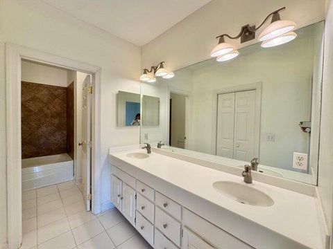 Tiny photo for 1426 Heritage Landing Drive, Chattanooga, TN 37405 (MLS # 1527721)