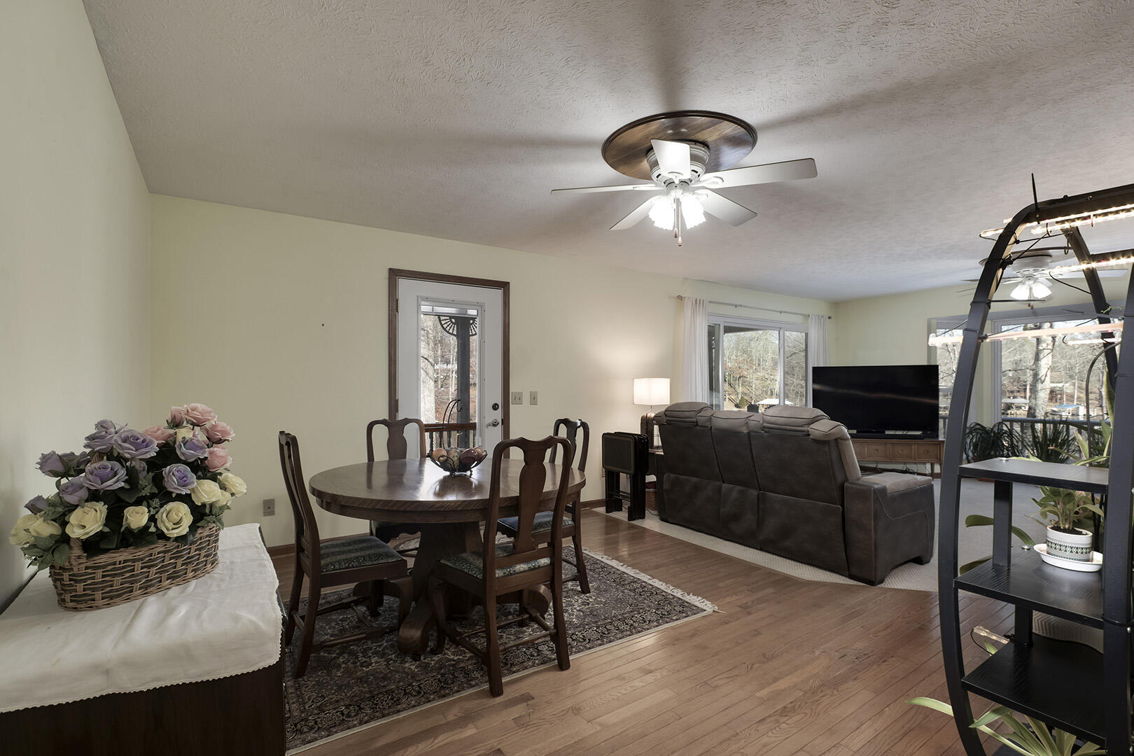 663 Dogwood Drive, Spring City, Tennessee image 8