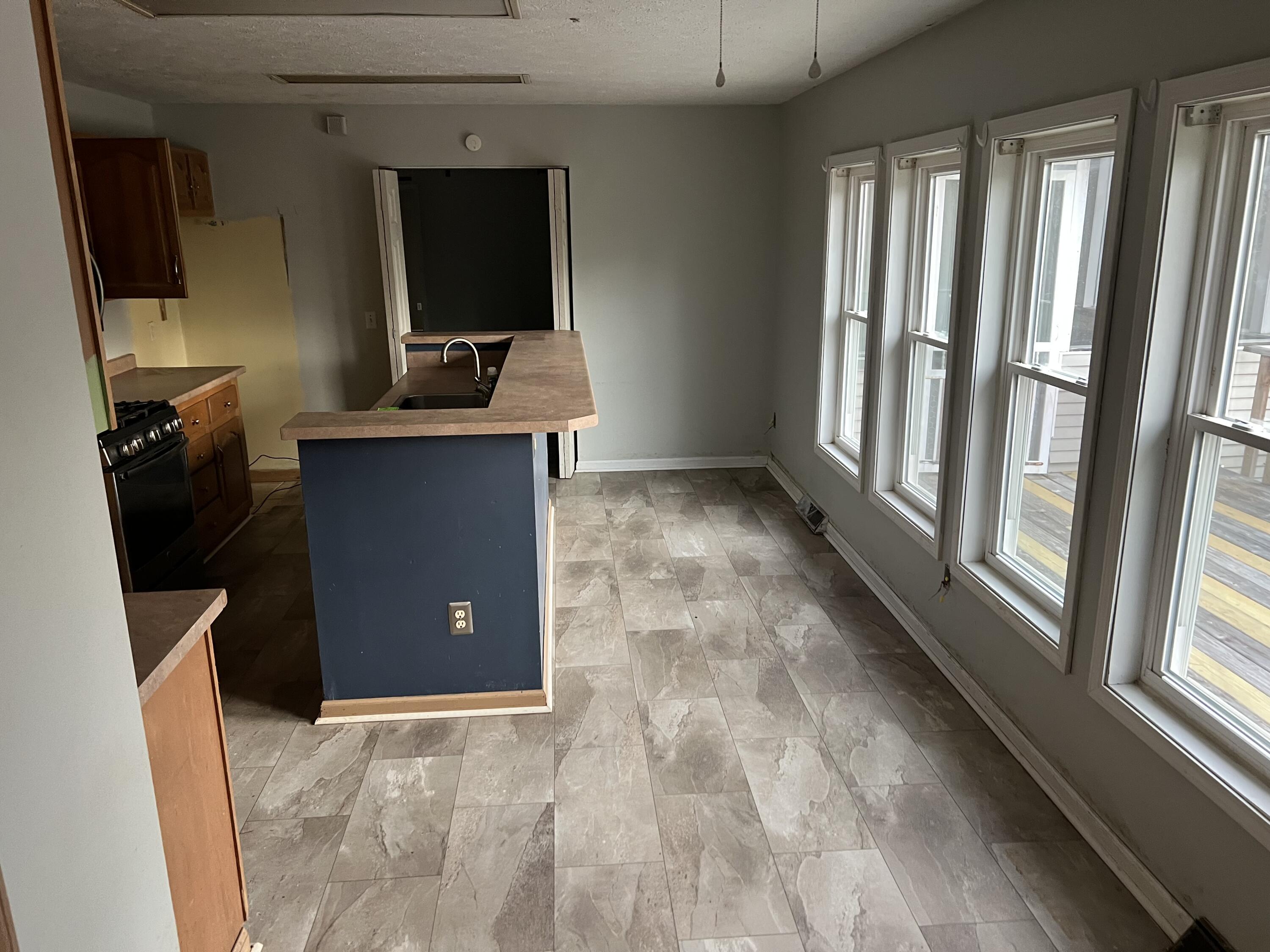 711 Mccallie Ferry Road