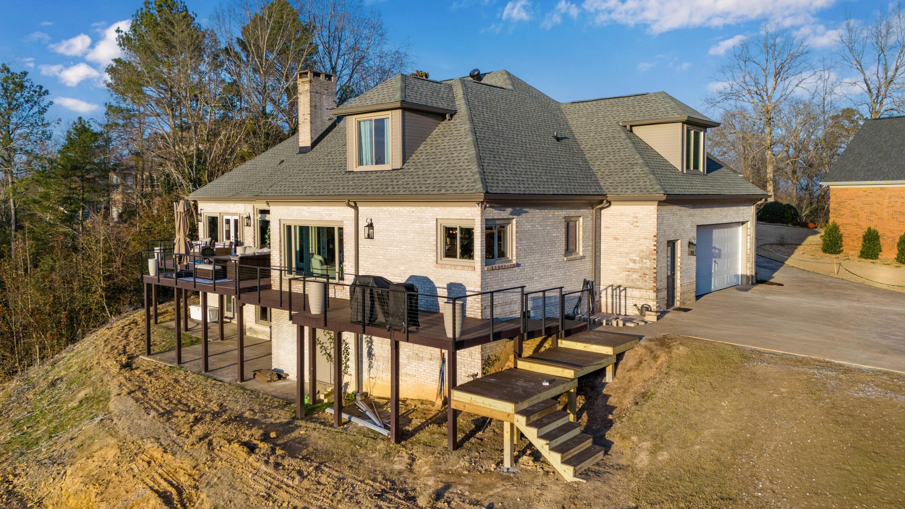Chattanooga, Tennessee, 37416, United States, 4 Bedrooms Bedrooms, ,5 BathroomsBathrooms,Residential,Pending,2007030