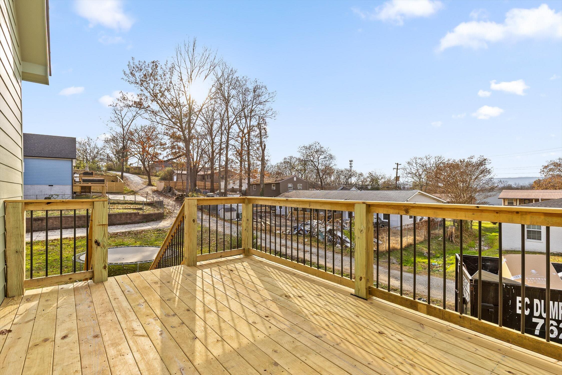 Chattanooga, Tennessee 37406, United States, 3 Bedrooms Bedrooms, ,2 BathroomsBathrooms,Residential,Active,236293