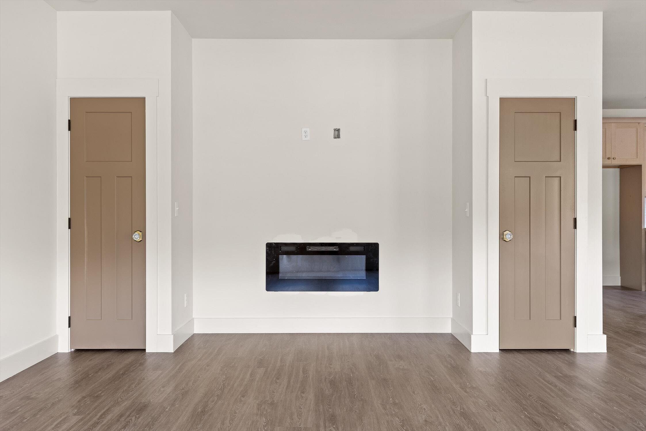 Chattanooga, Tennessee 37406, United States, 3 Bedrooms Bedrooms, ,2 BathroomsBathrooms,Residential,Active,236293